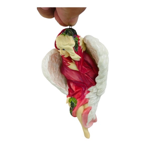 Hallmark Keepsake Angel of Life Porcelain Christmas Tree Ornament 2006 - Picture 5 of 12